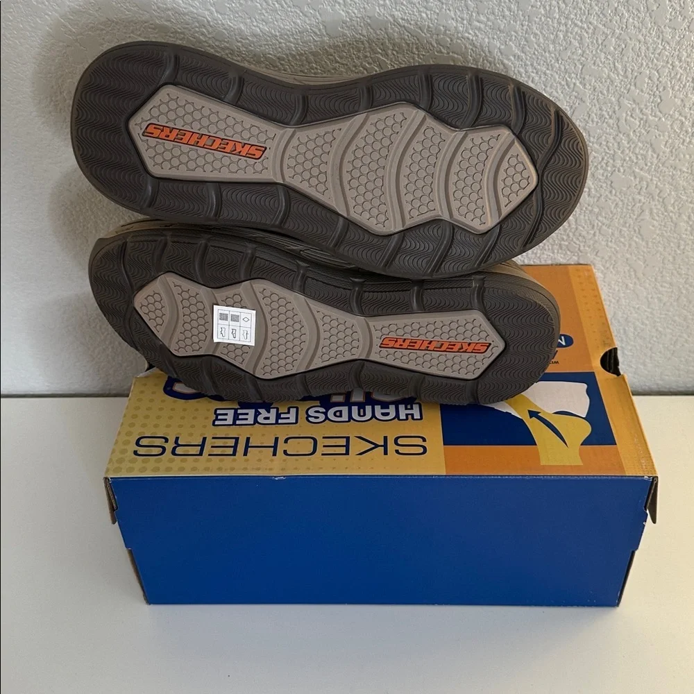 Skechers Men's Remaxed Fenick Brown Slip in Shoes Sneakers (204839/BRN) Size 8.5